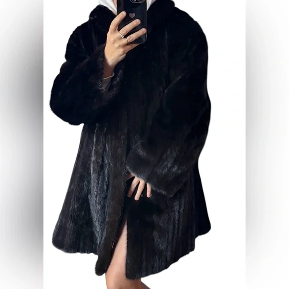 Luxurious Black Mink Fur Coat jacket Furs by Aritz - Picture 8 of 17